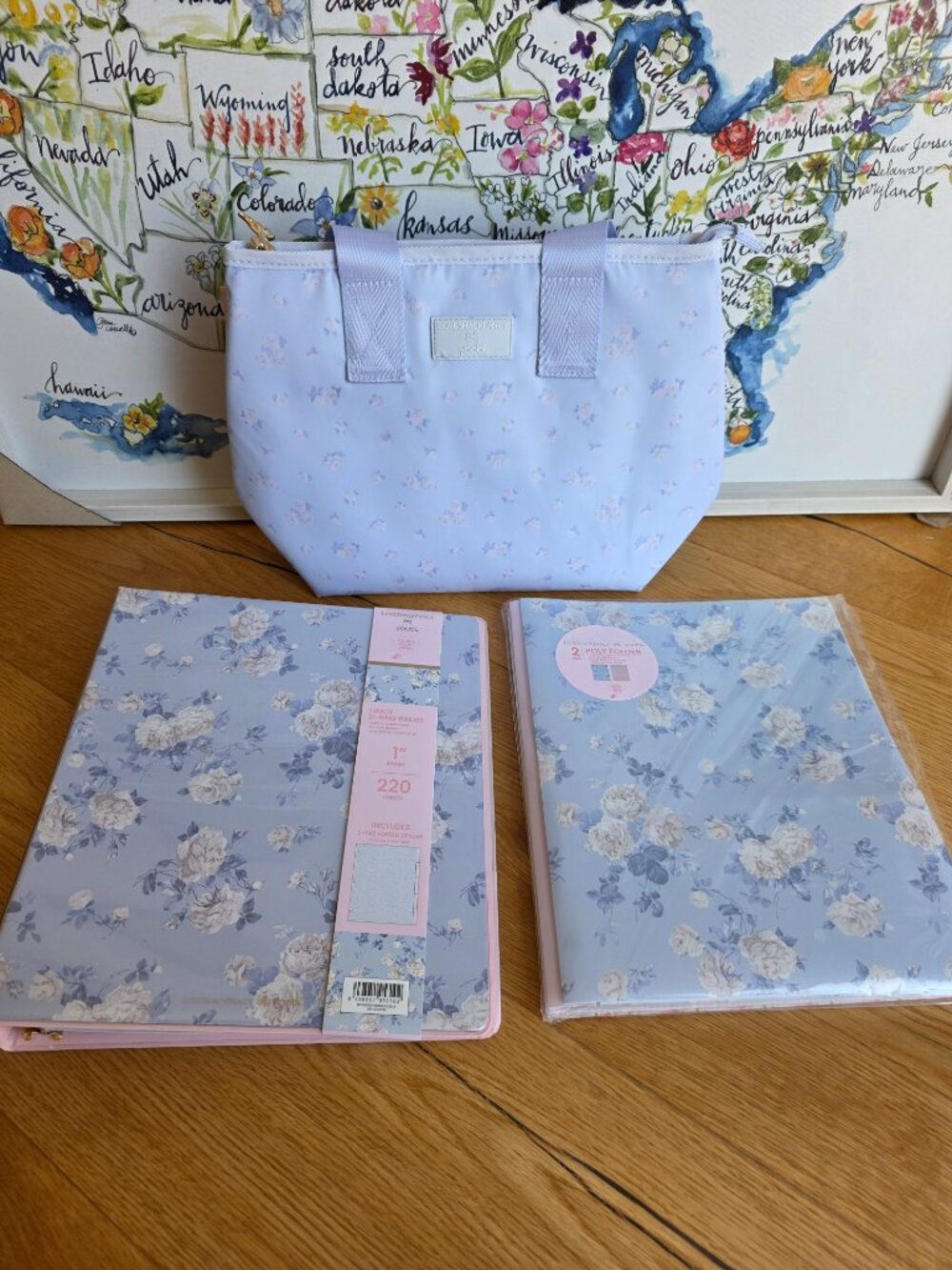 LoveShackFancy x Target Everblooming Rosettes Ditsy Lunch Tote Bag Binder folder